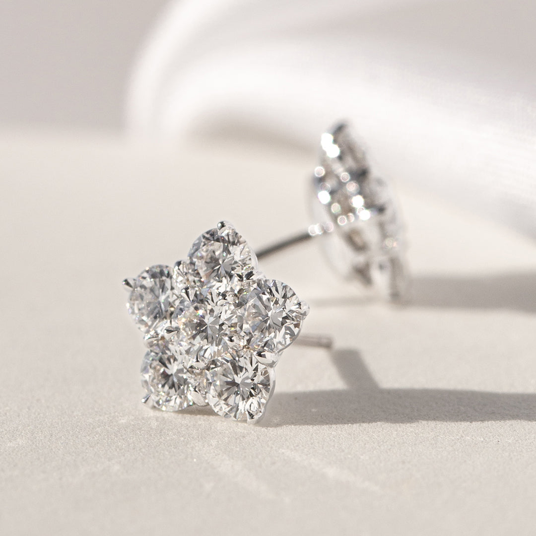 La Fleur Diamond Stud Earrings, White Gold.