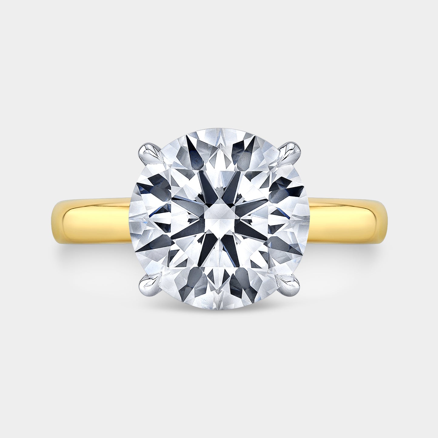 Two tone round ring, top view, solitaire.