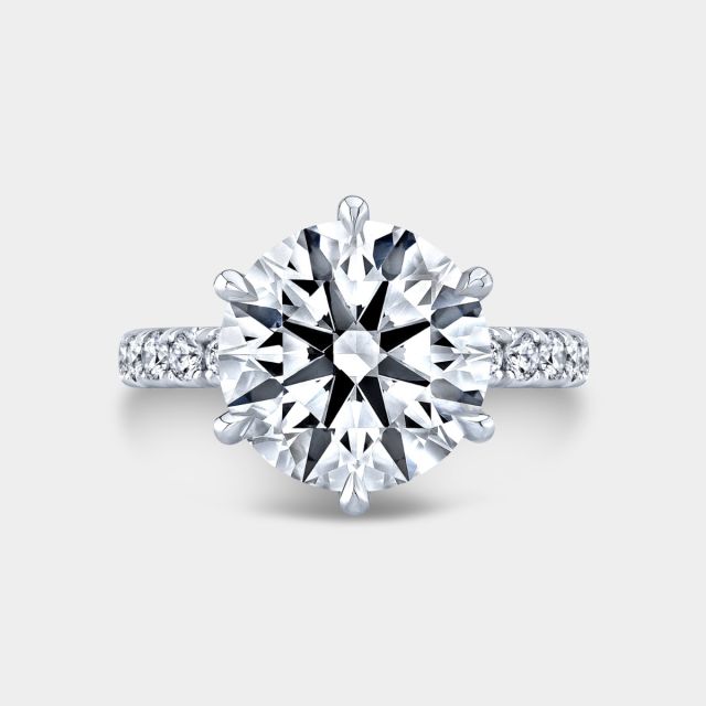 Round diamond, pink diamond detail.