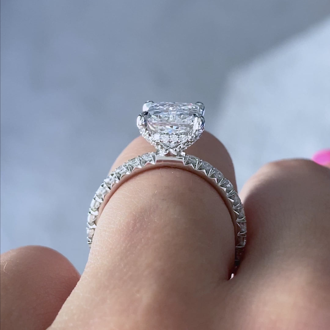 Radiant ring video, worn on hand, pave band.