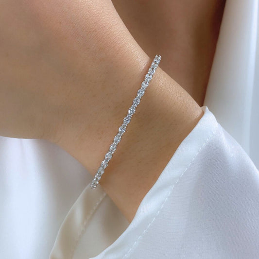 1.75ct Natural East West Oval Diamond Bangle