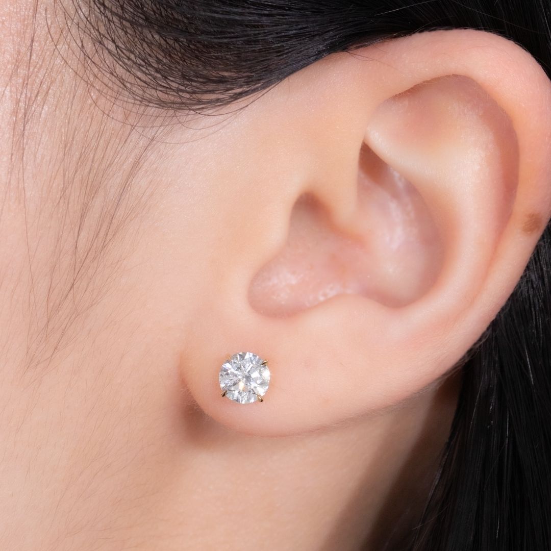 1.5ct Lab Grown Round Diamond 4 Prong Basket Yellow Gold Stud Earrings