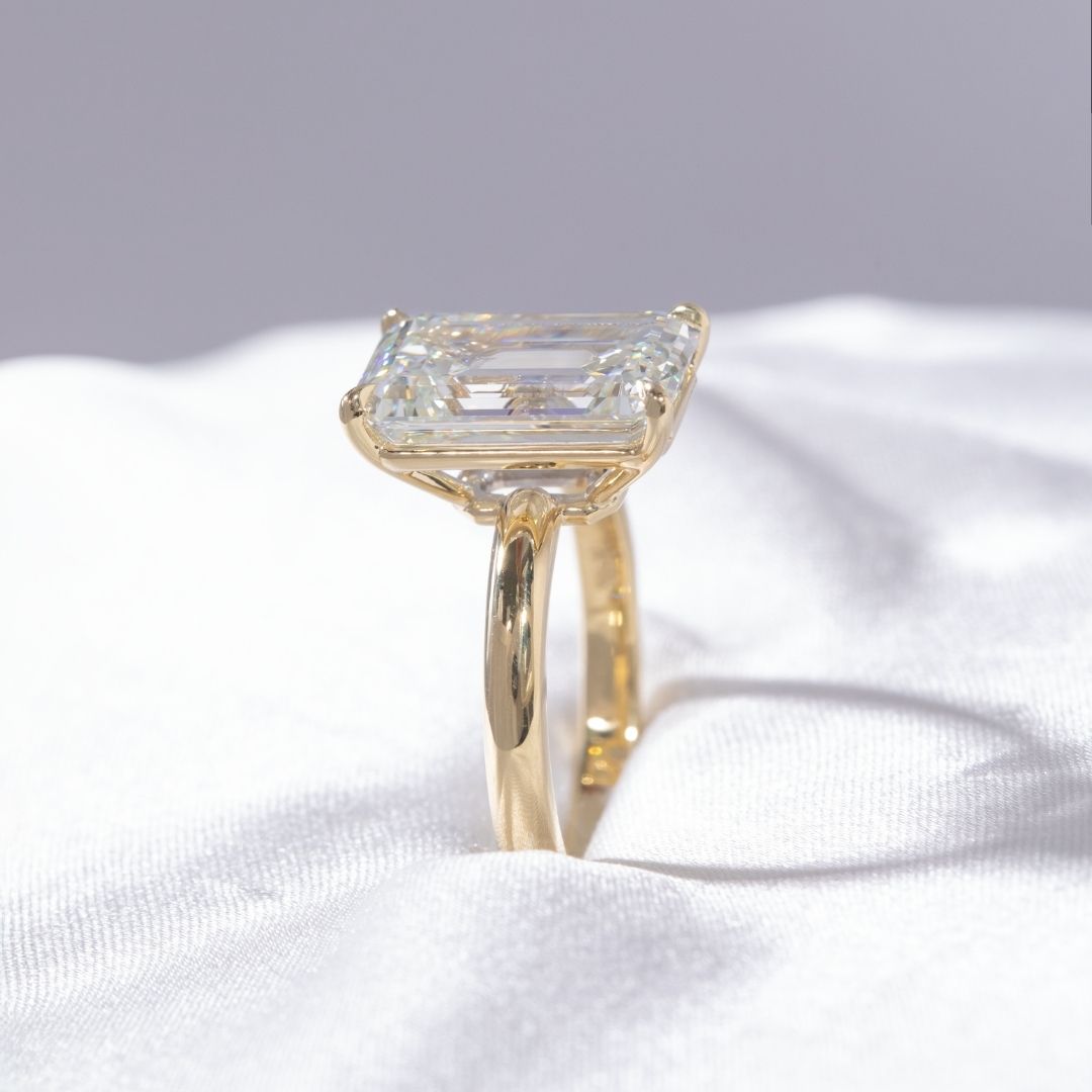 Emerald Diamond Hybrid Solitaire Yellow Gold Engagement Ring