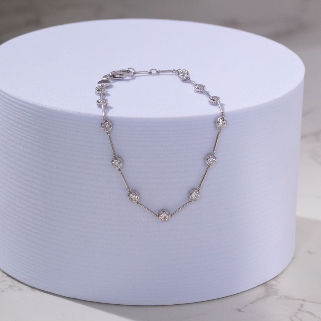 1ct Dainty Floating Lab Diamond Bezel Set Bracelet