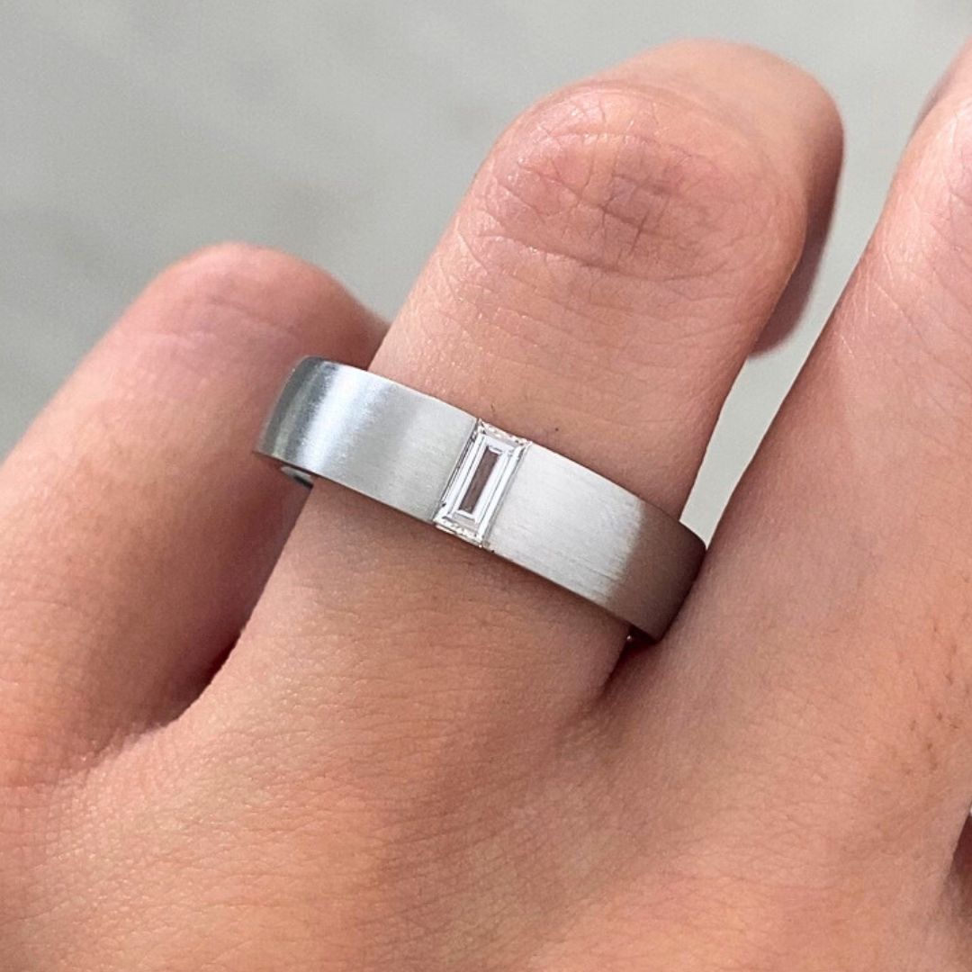 Men's Satin Finish Single Baguette Diamond Platinum Wedding Band