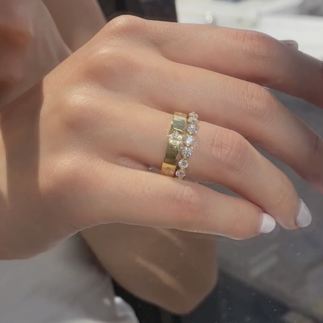 Clover Leaf Flower 4.0mm Yellow Gold Lab Diamond Band – By Bonnie