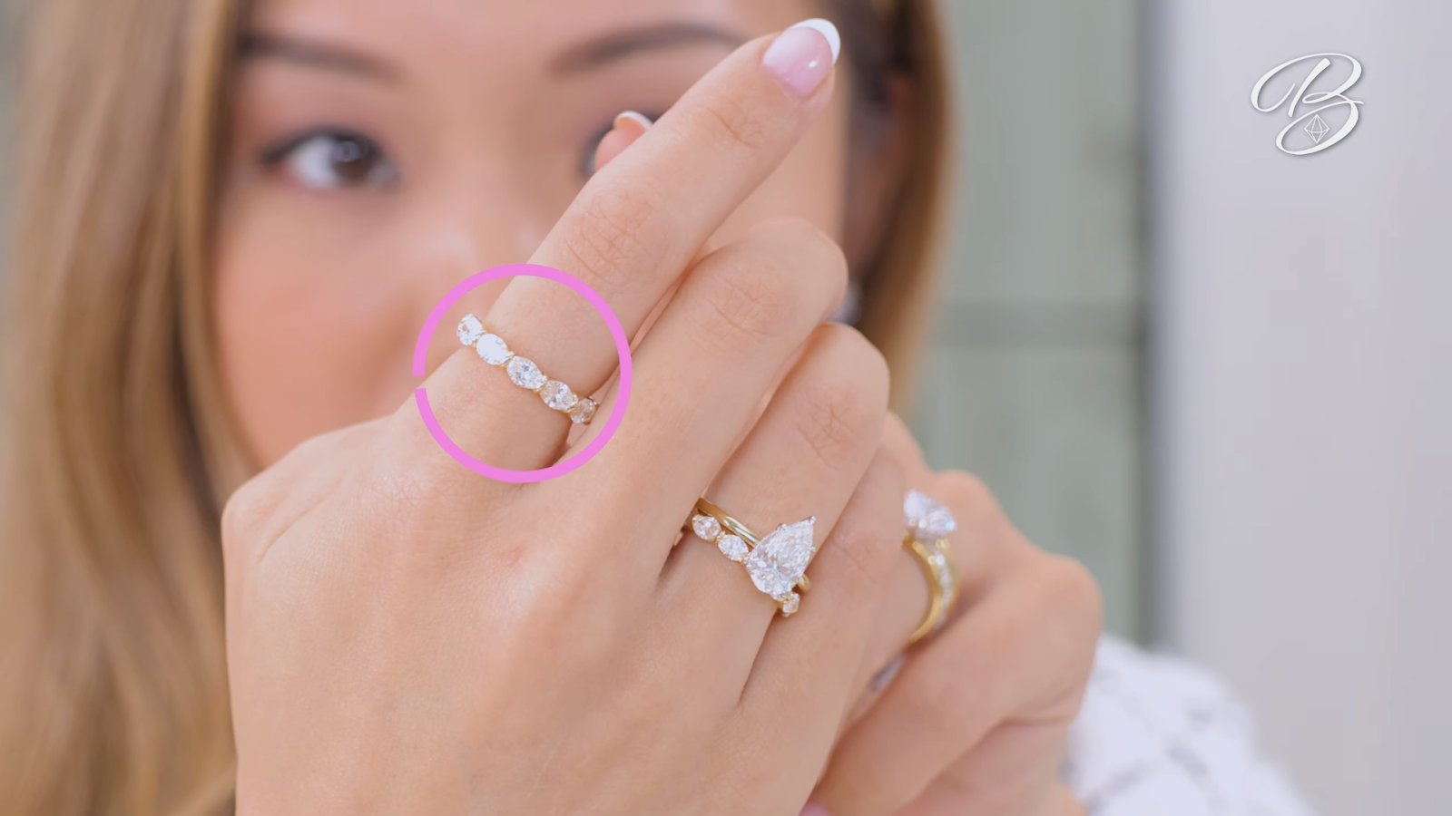 How To Pair An East-West Oval Wedding Band